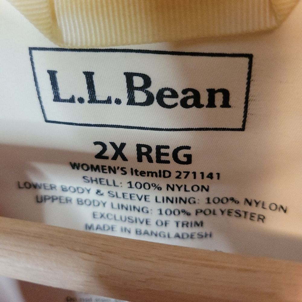 L.L. Bean Women's Winter Warmer Coat - Picture 4 of 16